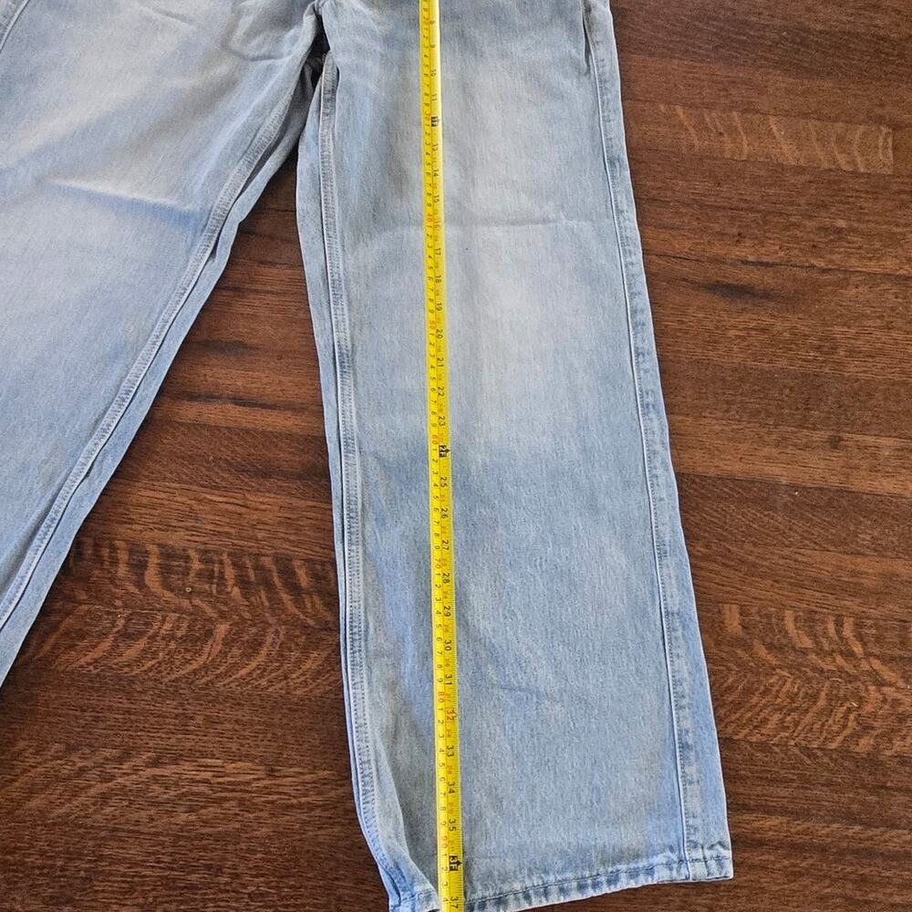 Hollister Women's Low-Rise Baggy distressed Jeans – Casual Relaxed Fit Size 8R - Picture 9 of 9